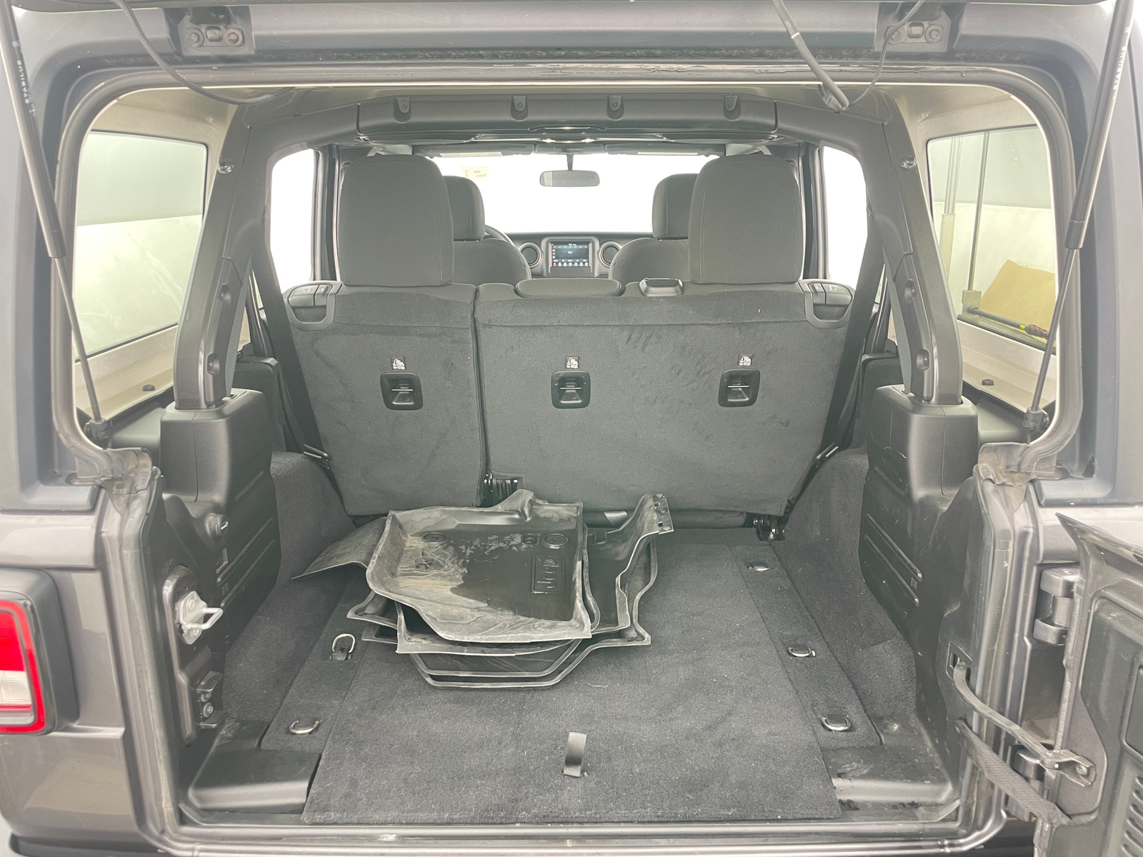 Thumbnail: 2023 Jeep Wrangler - 7