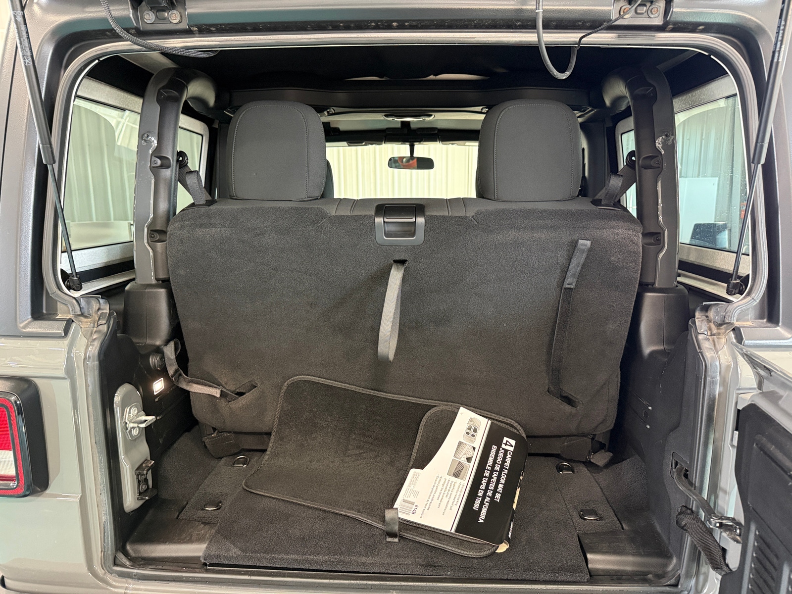 Thumbnail: 2018 Jeep Wrangler - 7