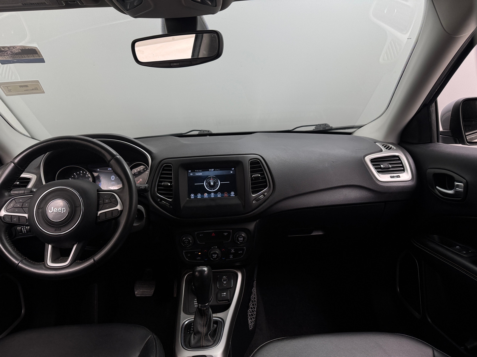 Thumbnail: 2019 Jeep Compass - 3