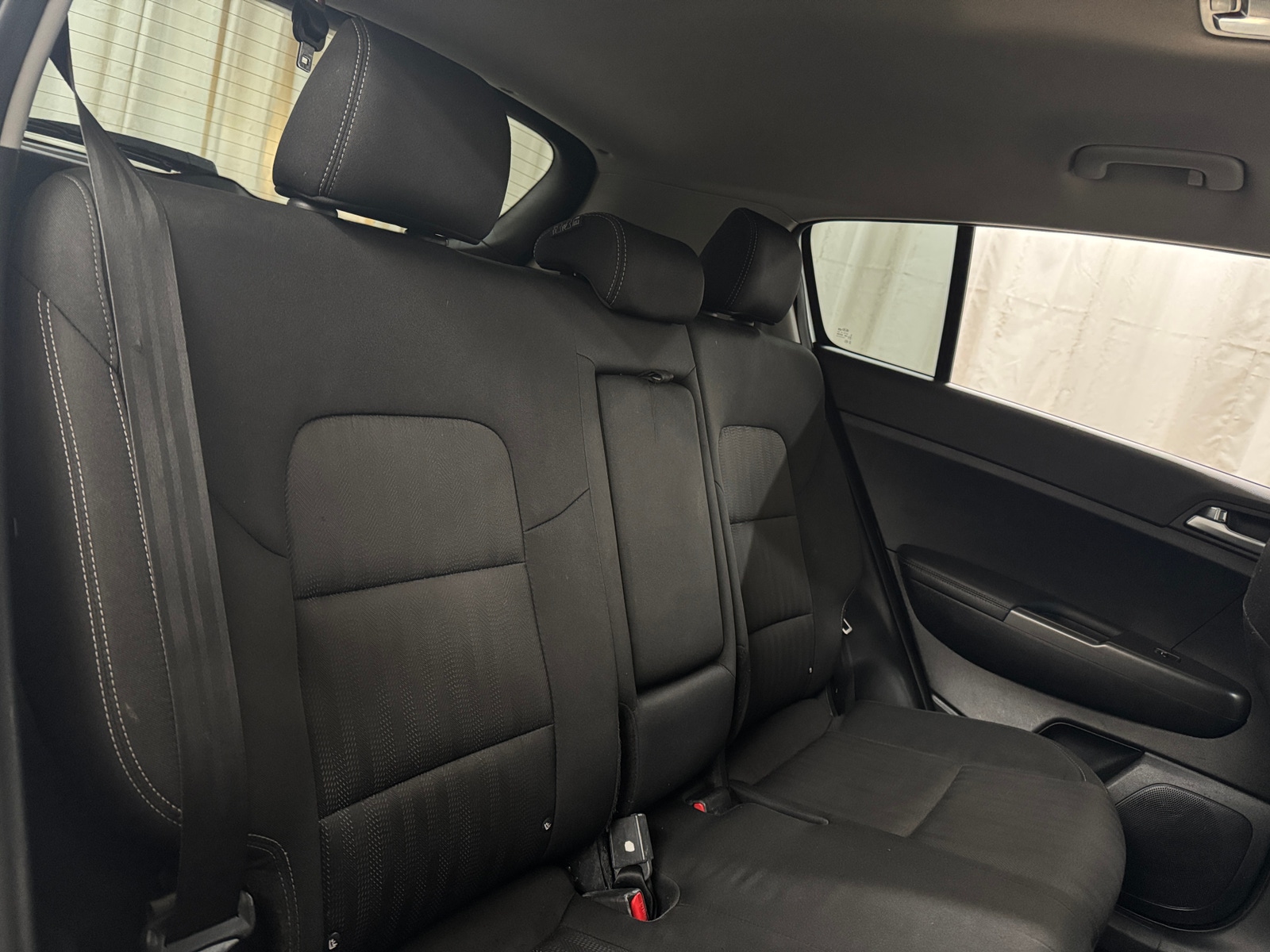 Thumbnail: 2022 Kia Sportage - 6