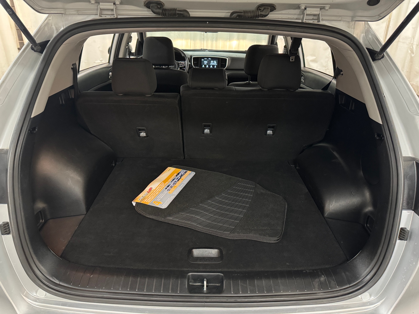 Thumbnail: 2022 Kia Sportage - 7