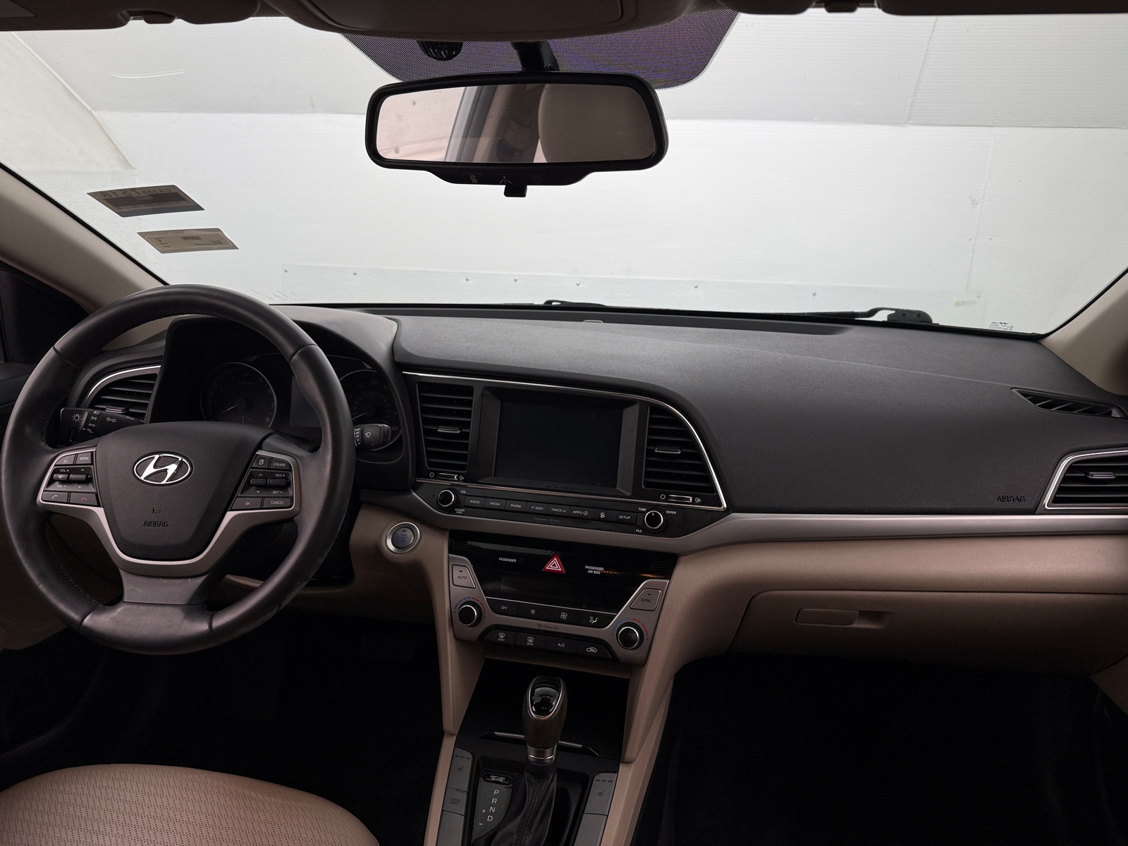 Thumbnail: 2017 Hyundai Elantra - 2