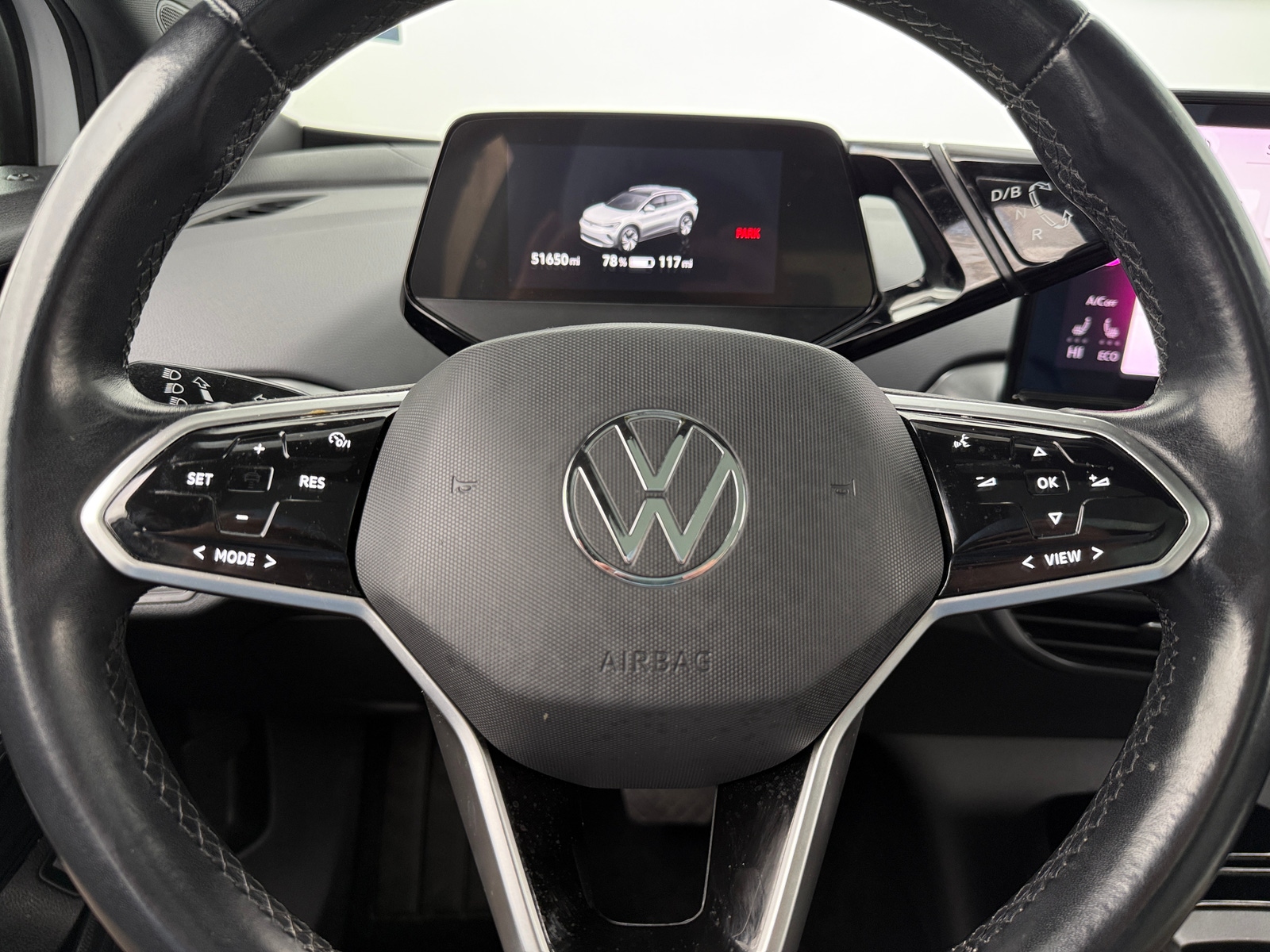 Thumbnail: 2021 Volkswagen ID.4 - 4