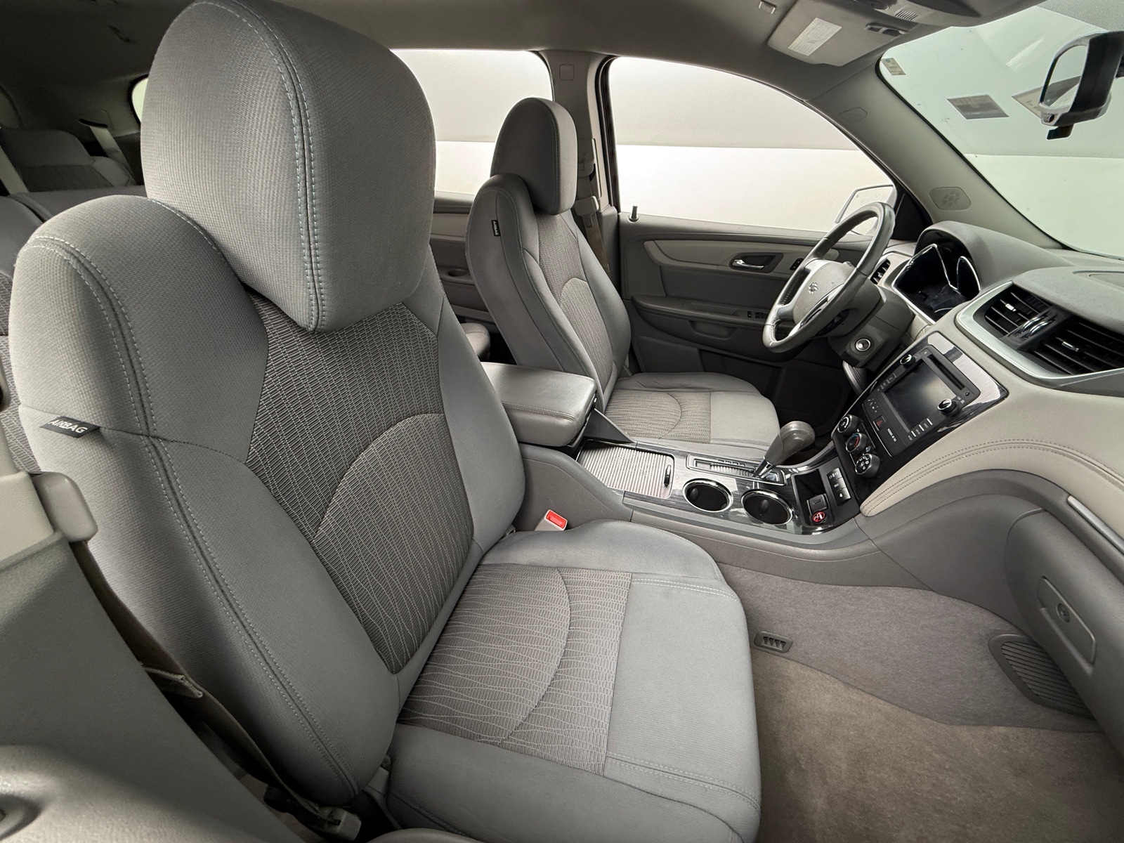 Thumbnail: 2017 Chevrolet Traverse - 2