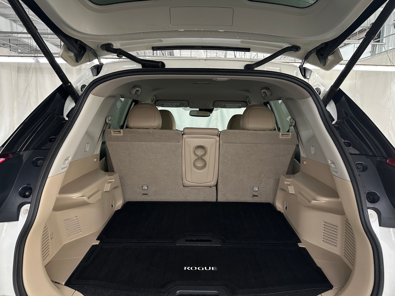 Thumbnail: 2019 Nissan Rogue - 6