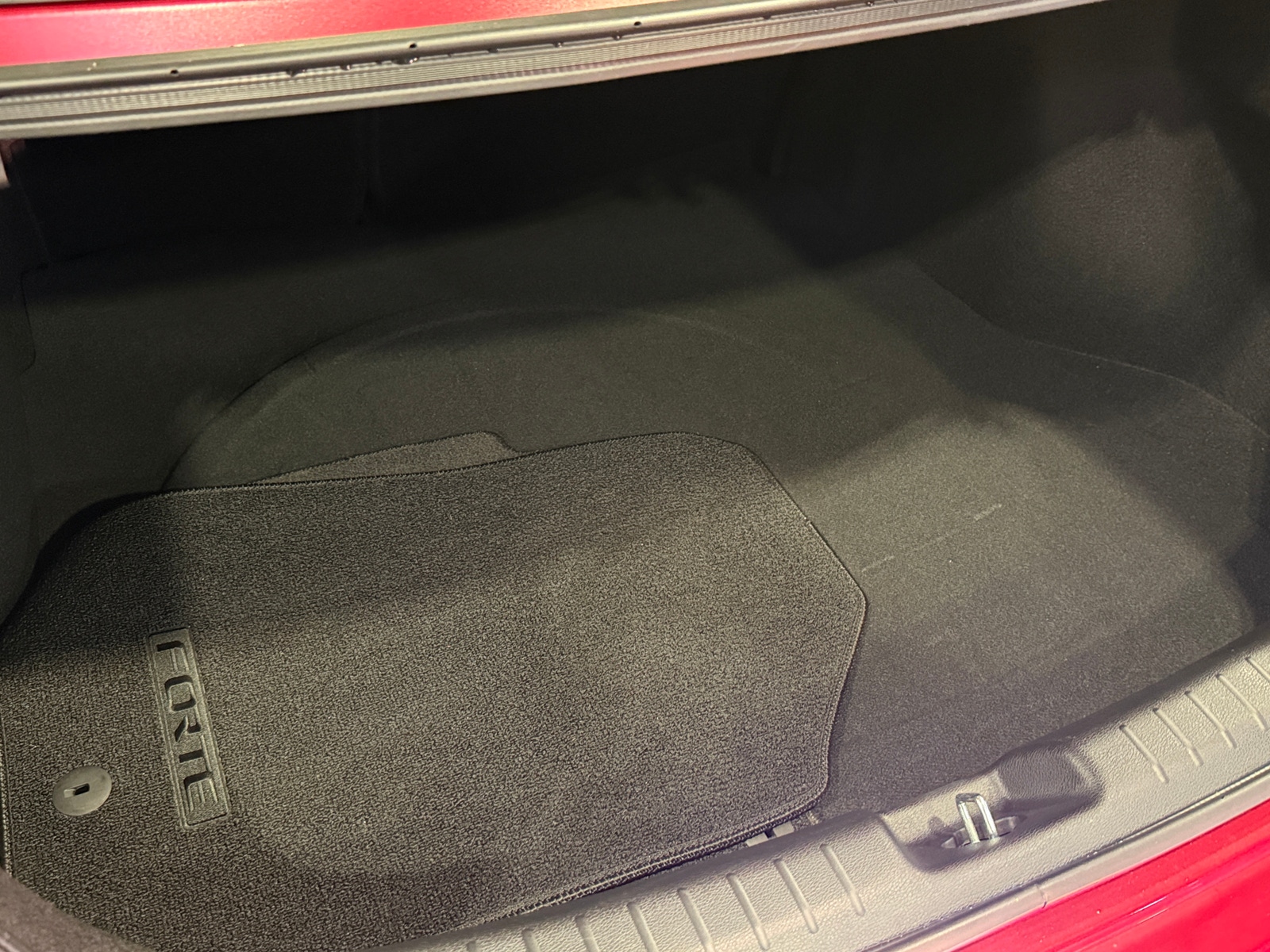 Thumbnail: 2024 Kia Forte - 7