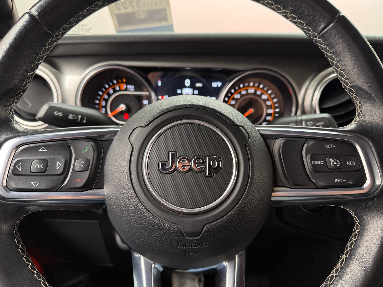 Thumbnail: 2019 Jeep Wrangler - 5