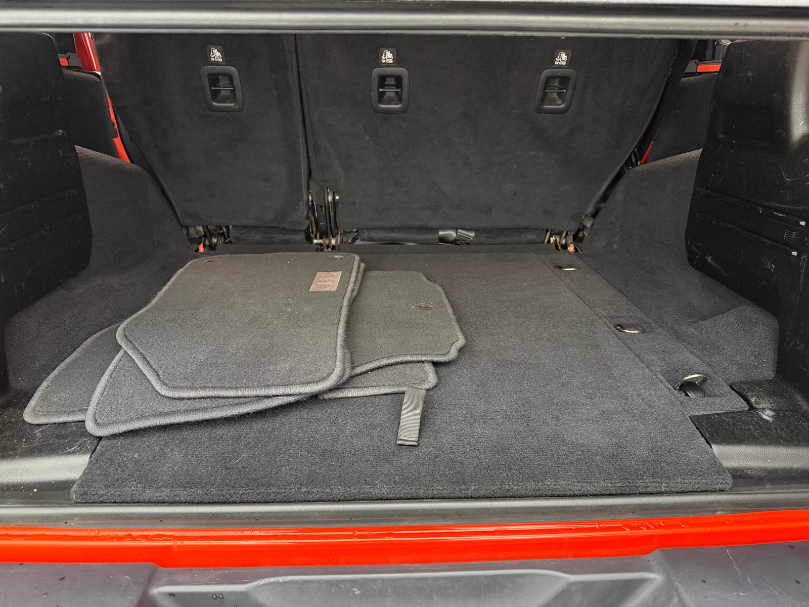 Thumbnail: 2019 Jeep Wrangler - 7