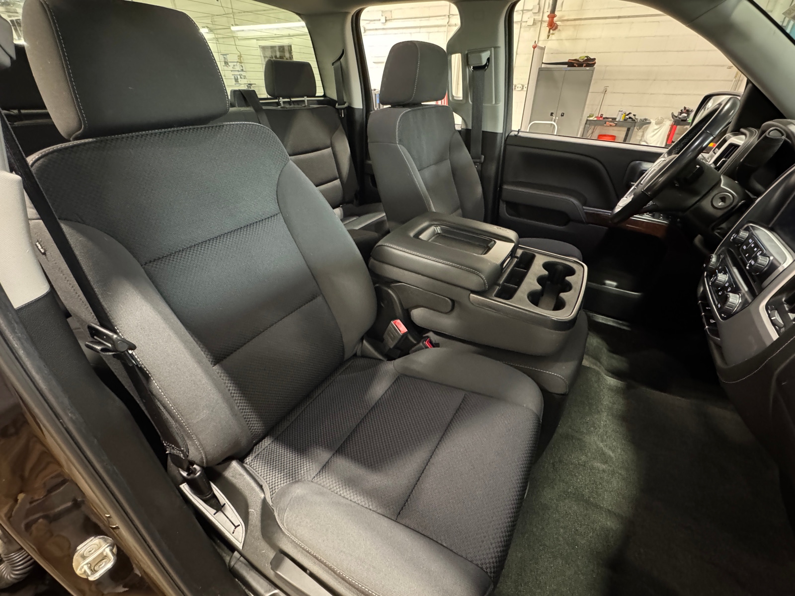 Thumbnail: 2018 GMC Sierra 1500 - 2