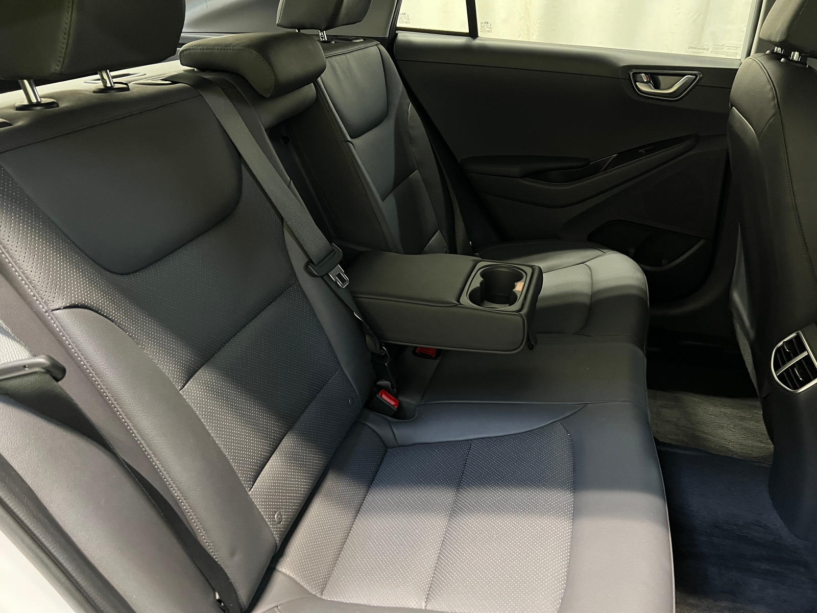 Thumbnail: 2020 Hyundai Ioniq - 5