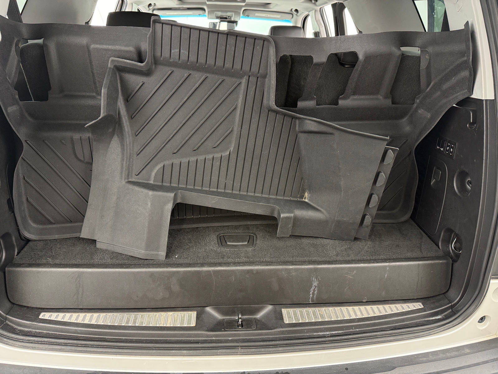 Thumbnail: 2018 GMC Yukon - 6