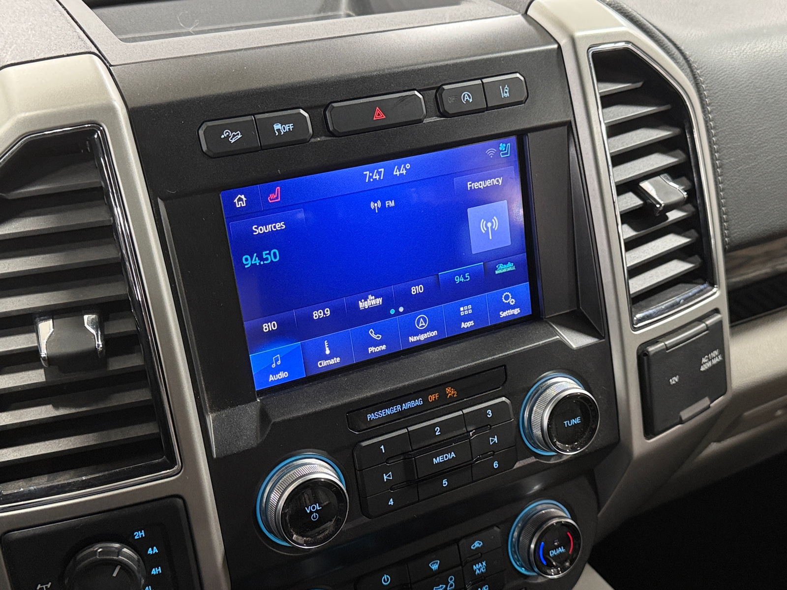 Thumbnail: 2020 Ford Econoline - 3