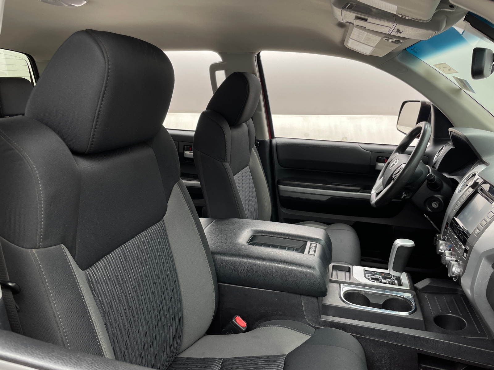 Thumbnail: 2015 Toyota Tundra - 2