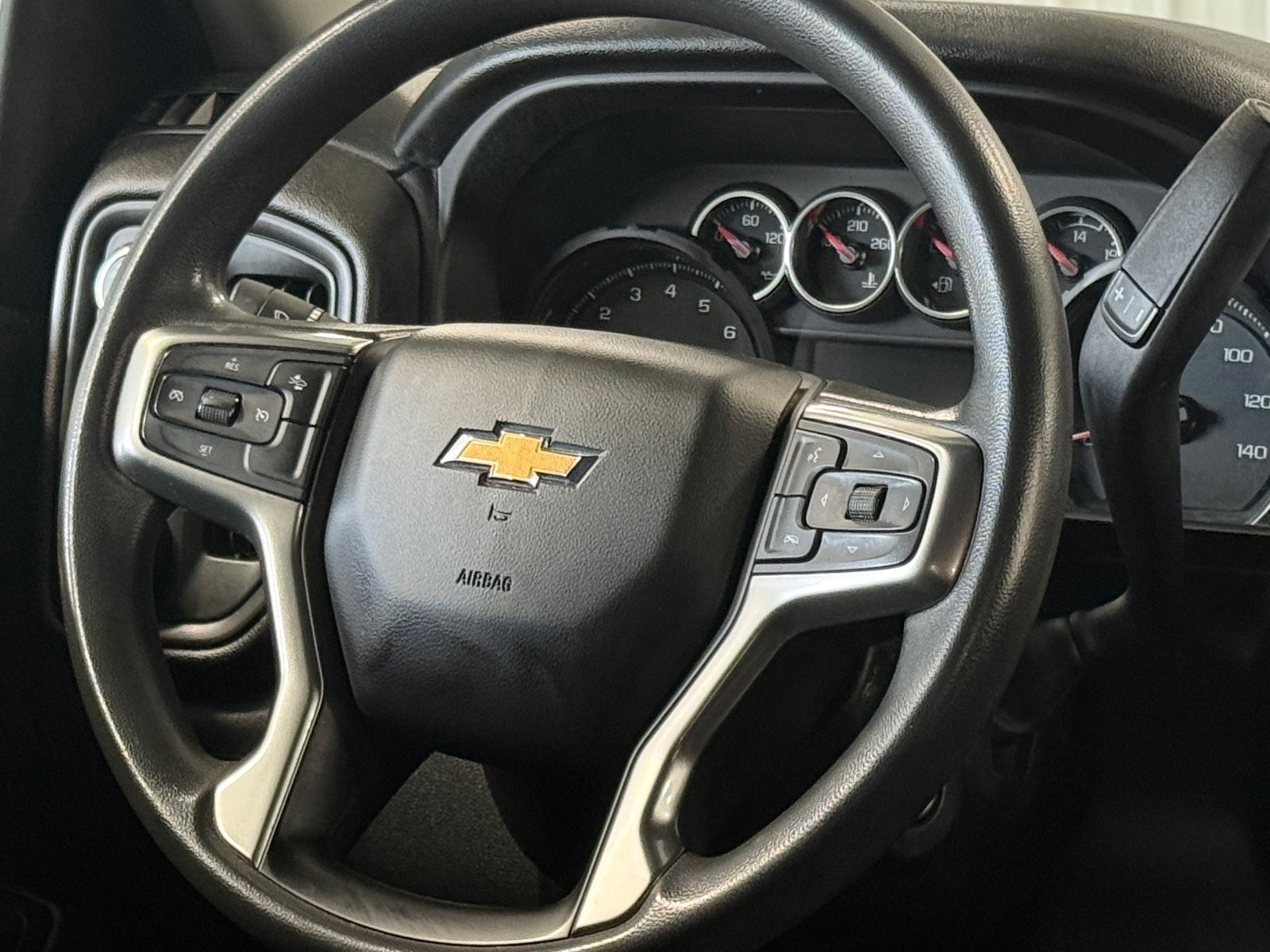 Thumbnail: 2022 Chevrolet Silverado 1500 - 5