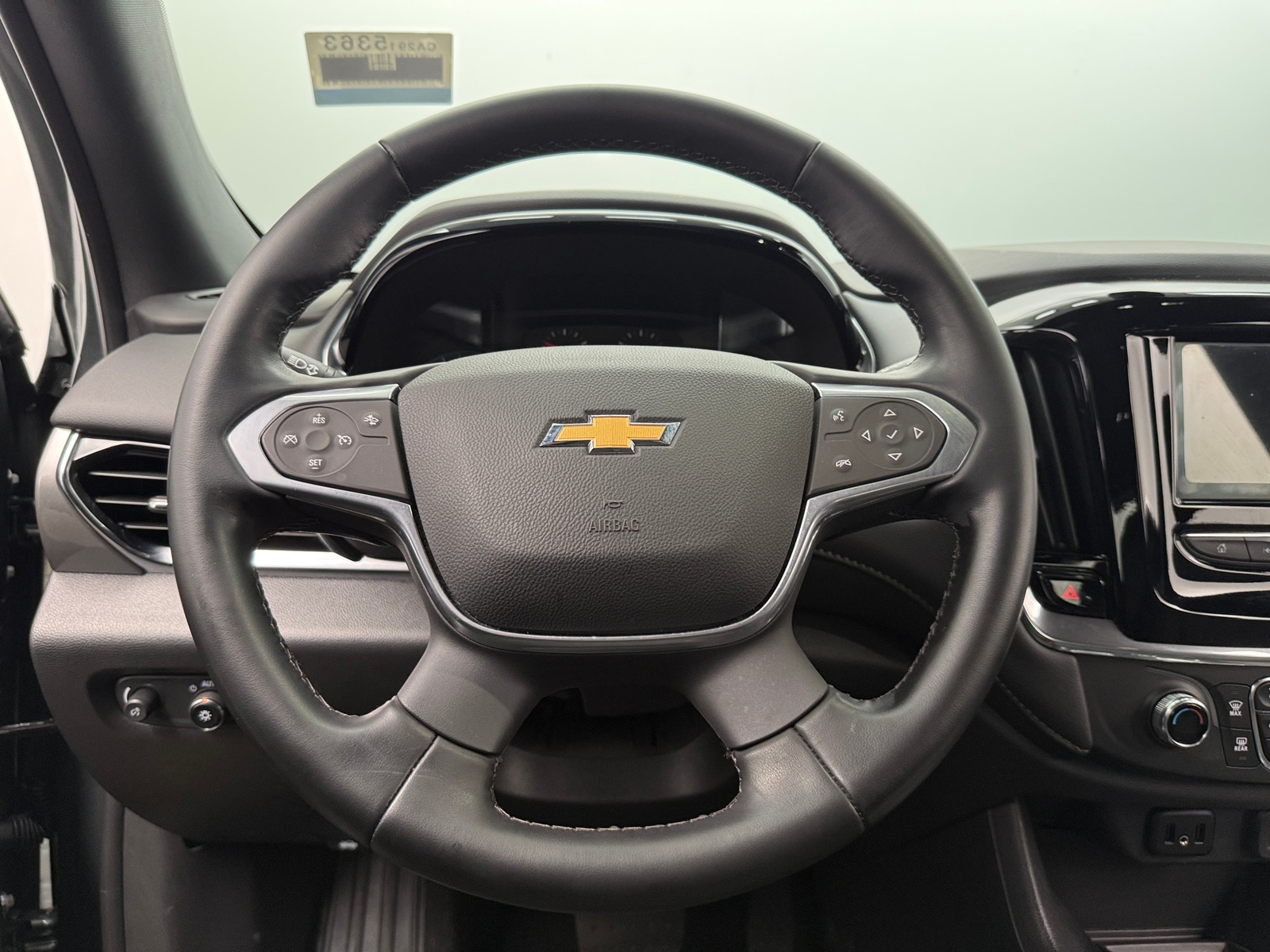 Thumbnail: 2023 Chevrolet Traverse - 5