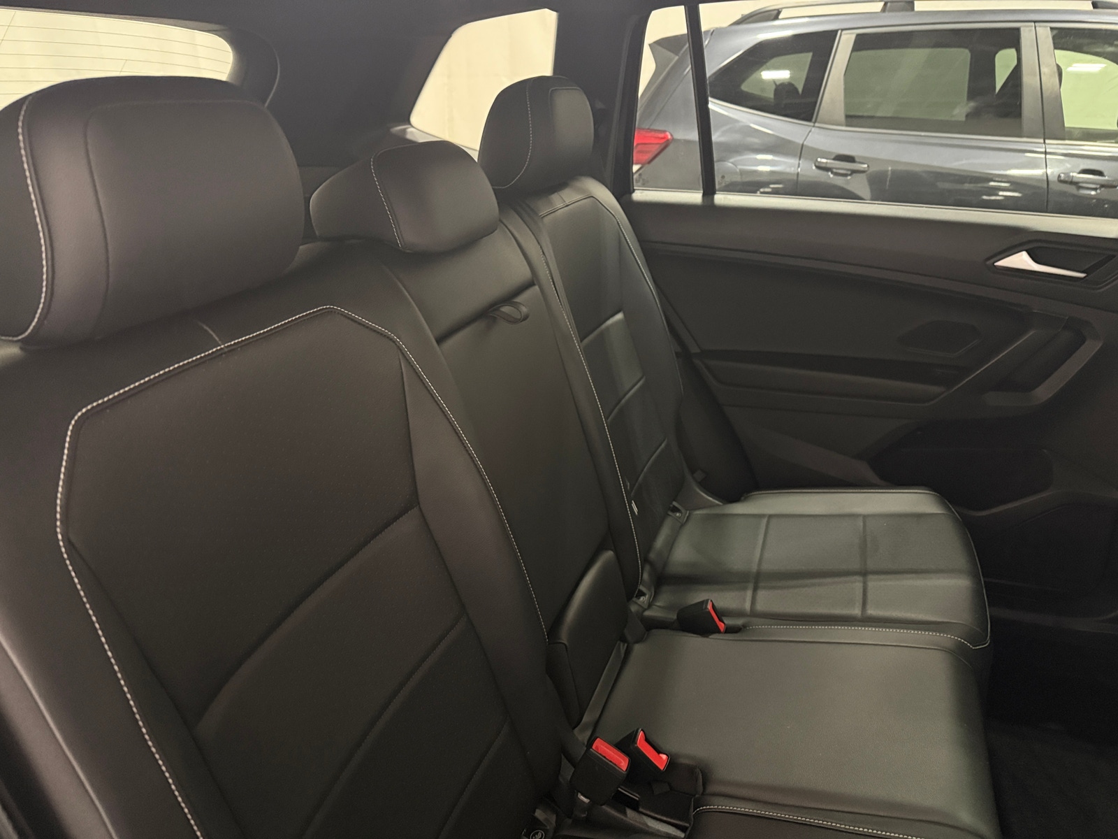 Thumbnail: 2021 Volkswagen Tiguan - 5