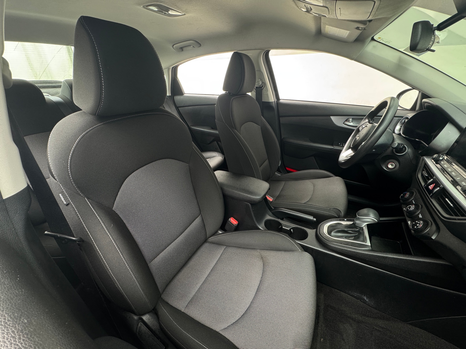 Thumbnail: 2022 Kia Forte - 2