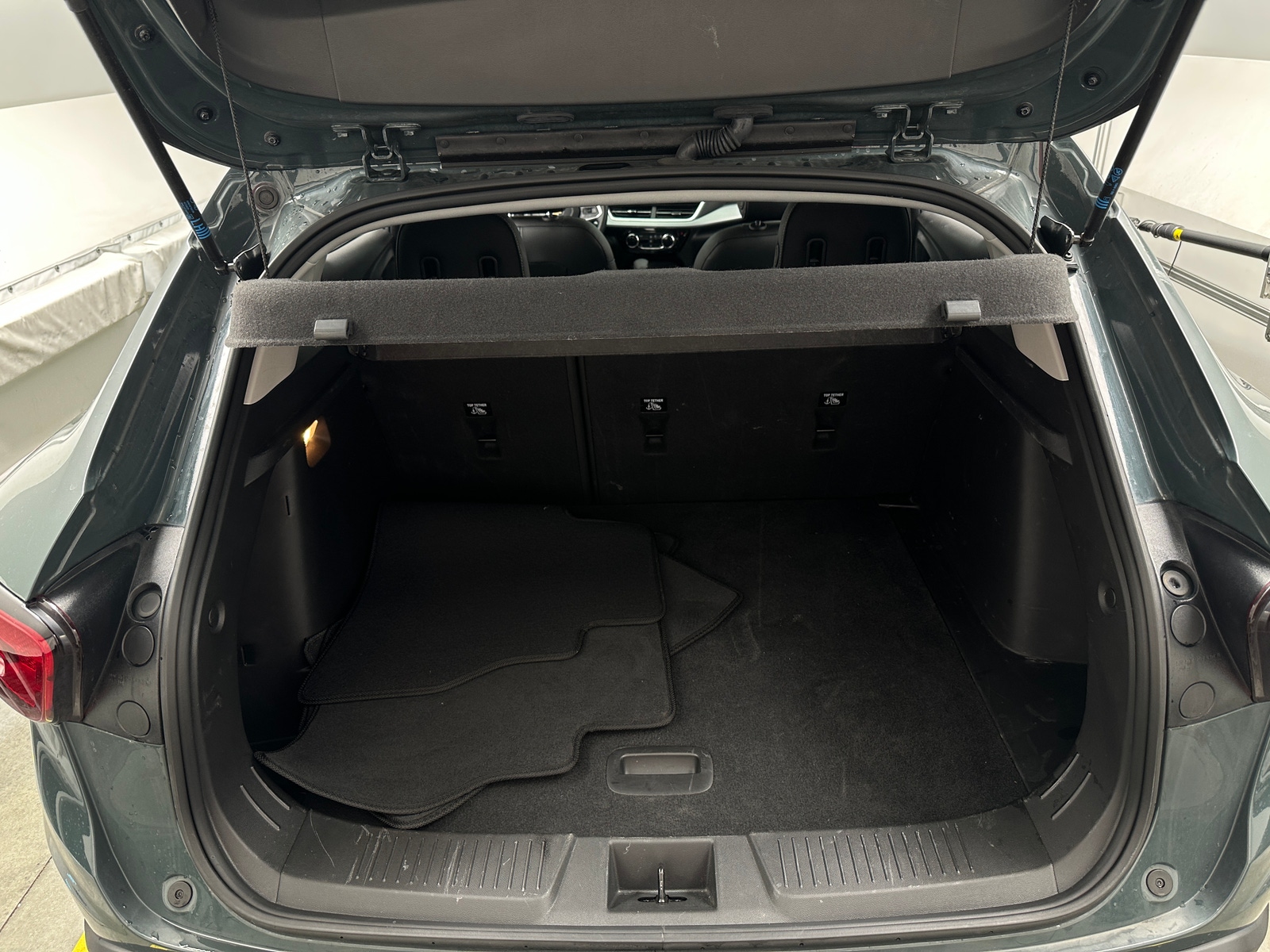 Thumbnail: 2025 Chevrolet Trax - 7