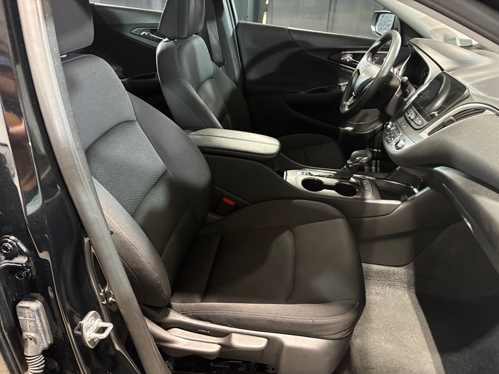 Thumbnail: 2024 Chevrolet Malibu - 2