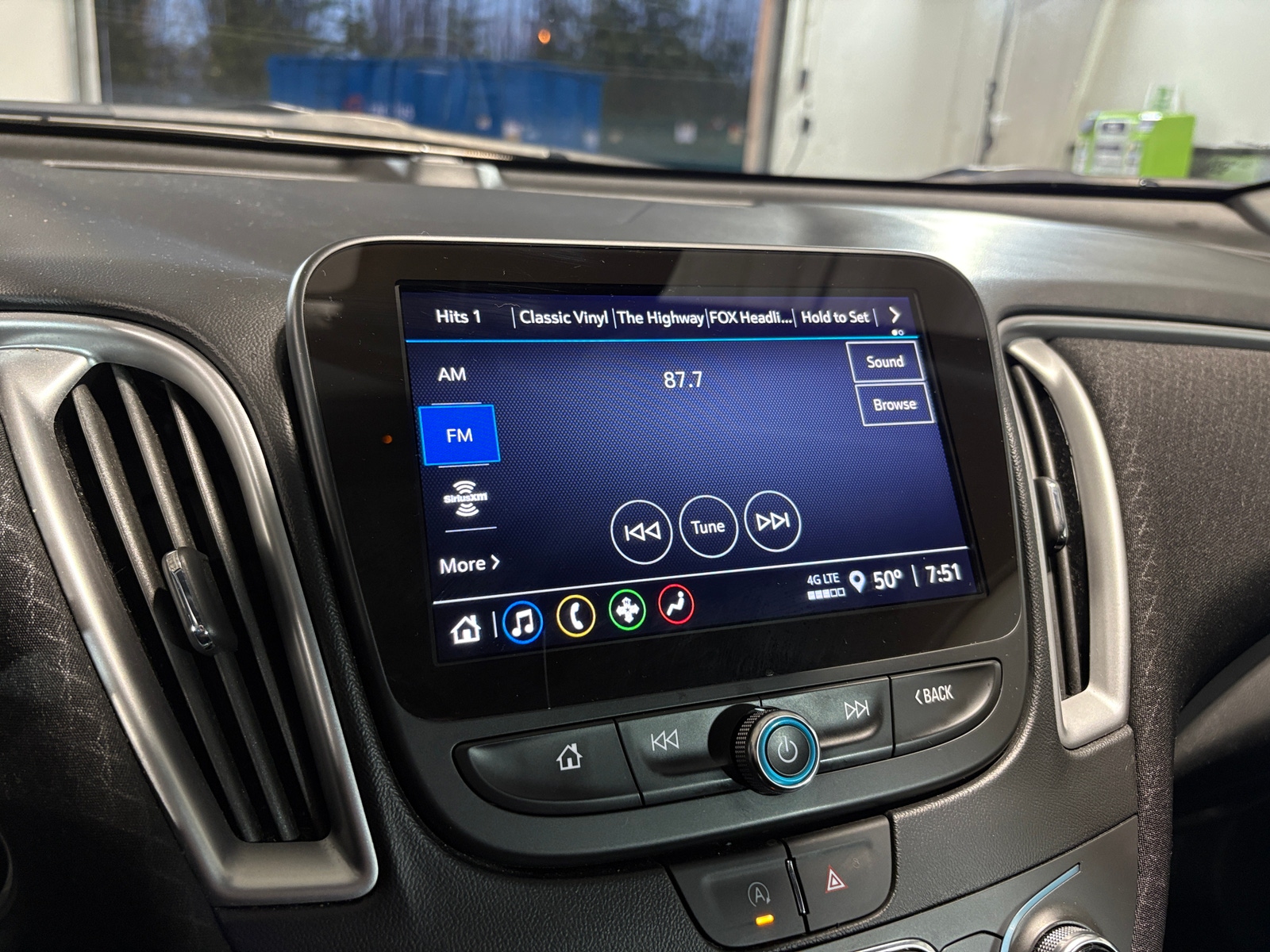 Thumbnail: 2024 Chevrolet Malibu - 4