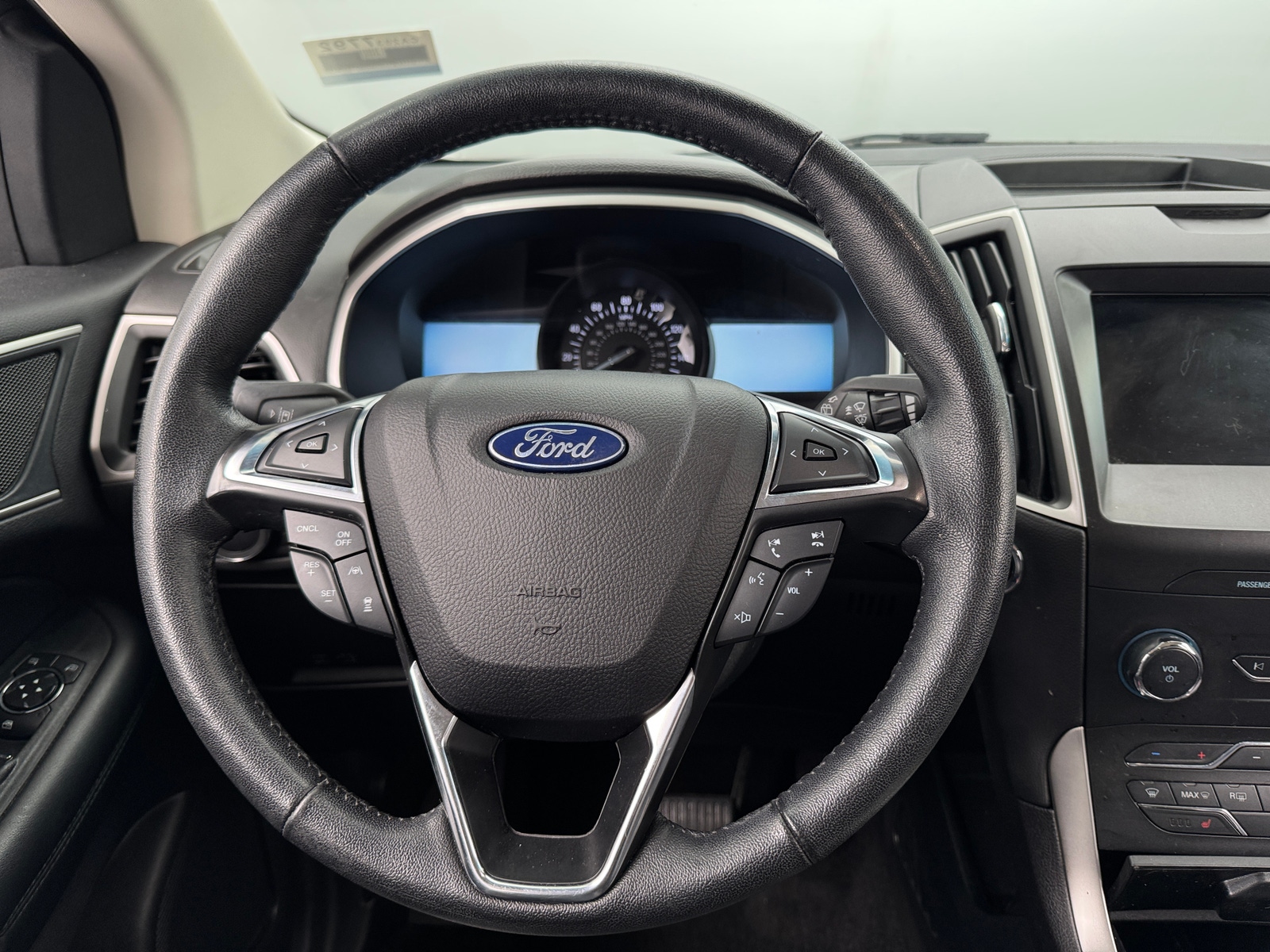 Thumbnail: 2020 Ford Edge - 4