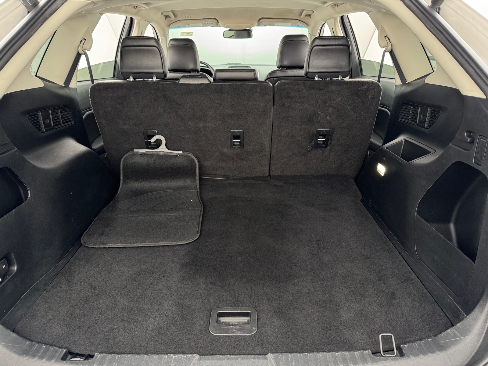 Thumbnail: 2020 Ford Edge - 6