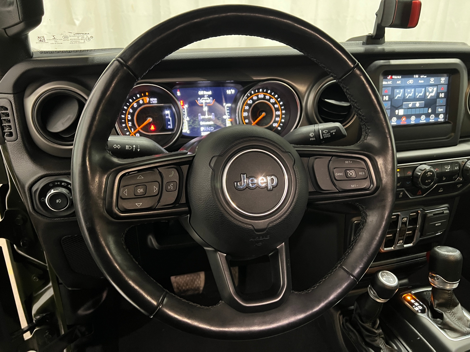 Thumbnail: 2022 Jeep Wrangler - 5