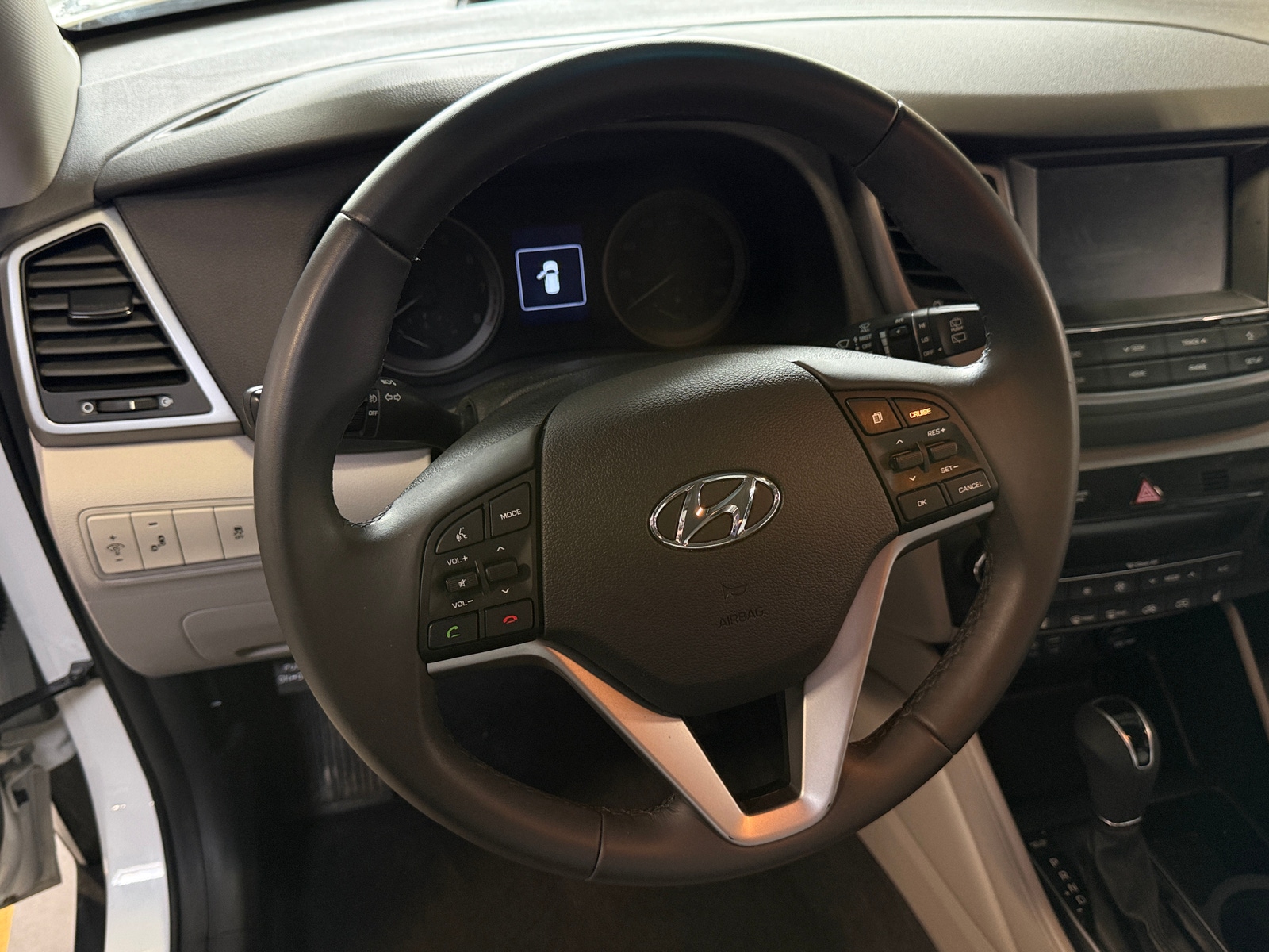 Thumbnail: 2018 Hyundai Tucson - 5