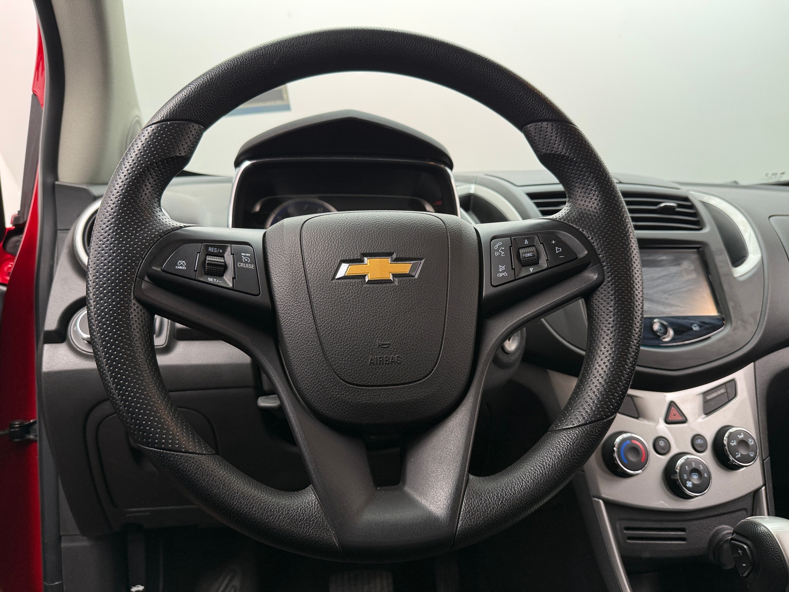 Thumbnail: 2016 Chevrolet Trax - 5