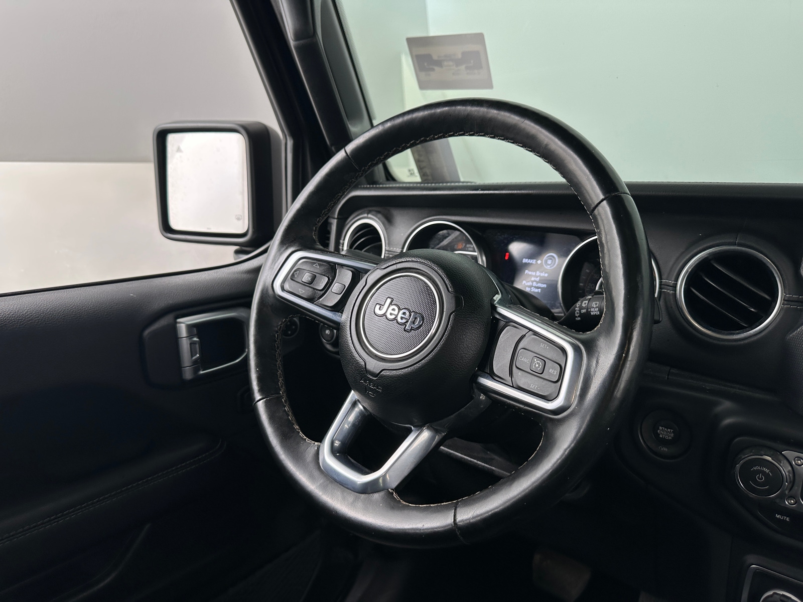 Thumbnail: 2020 Jeep Wrangler - 5