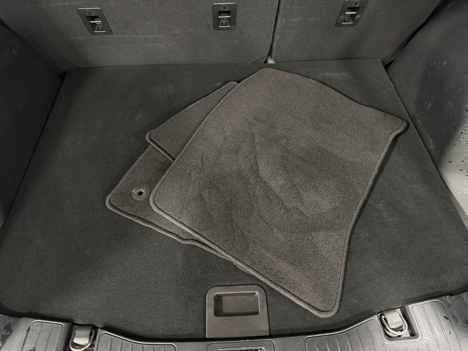 Thumbnail: 2023 Ford Escape - 7