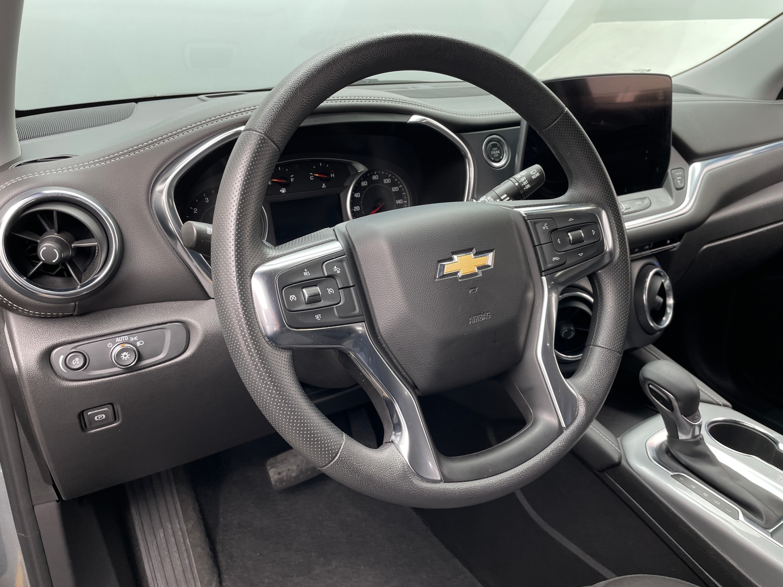 Thumbnail: 2025 Chevrolet Blazer - 5