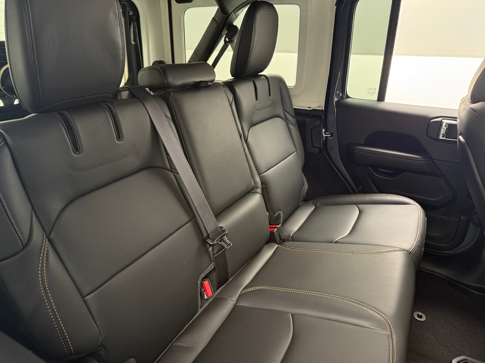 Thumbnail: 2025 Jeep Wrangler - 5