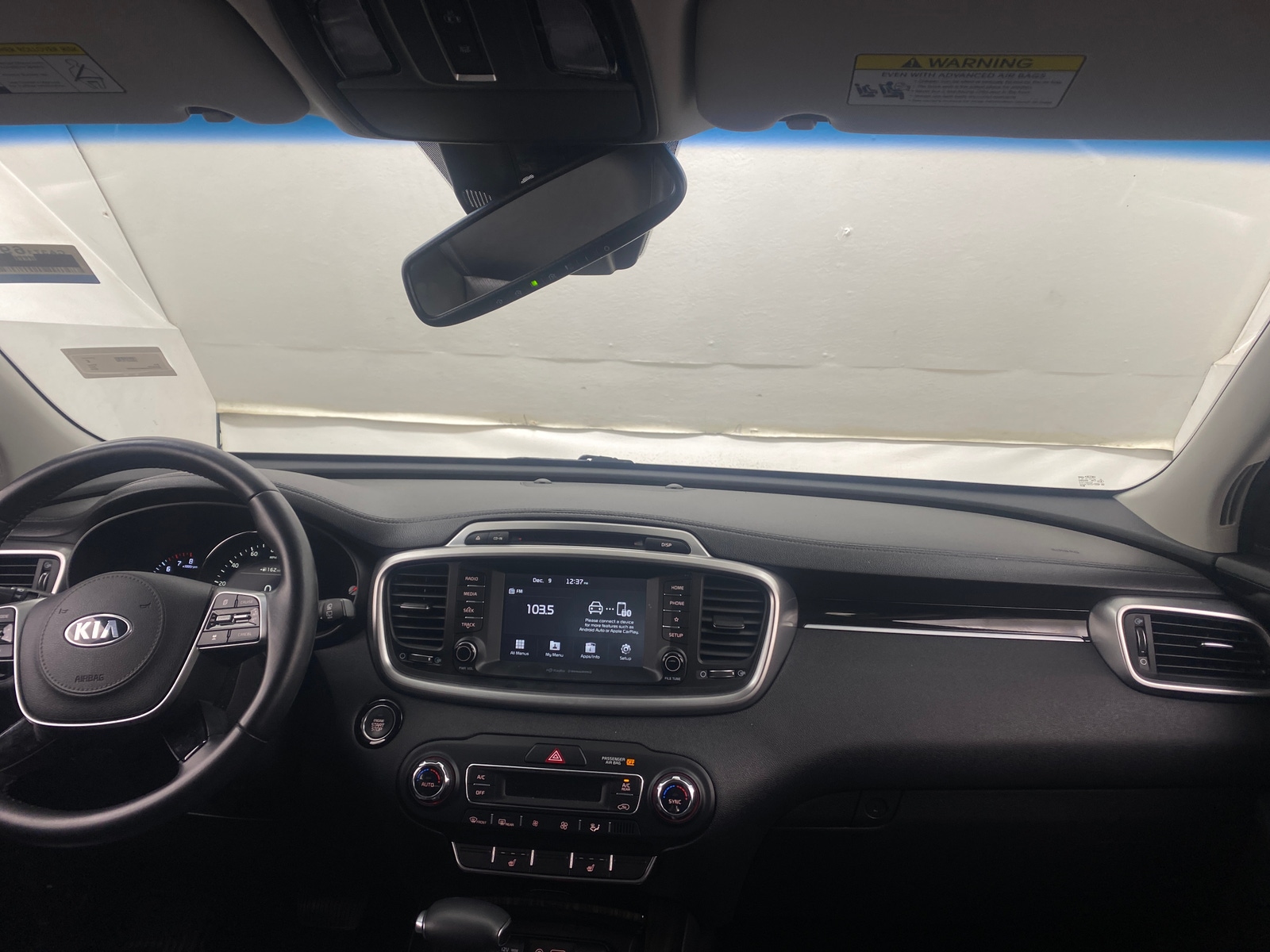 Thumbnail: 2019 Kia Sorento - 2