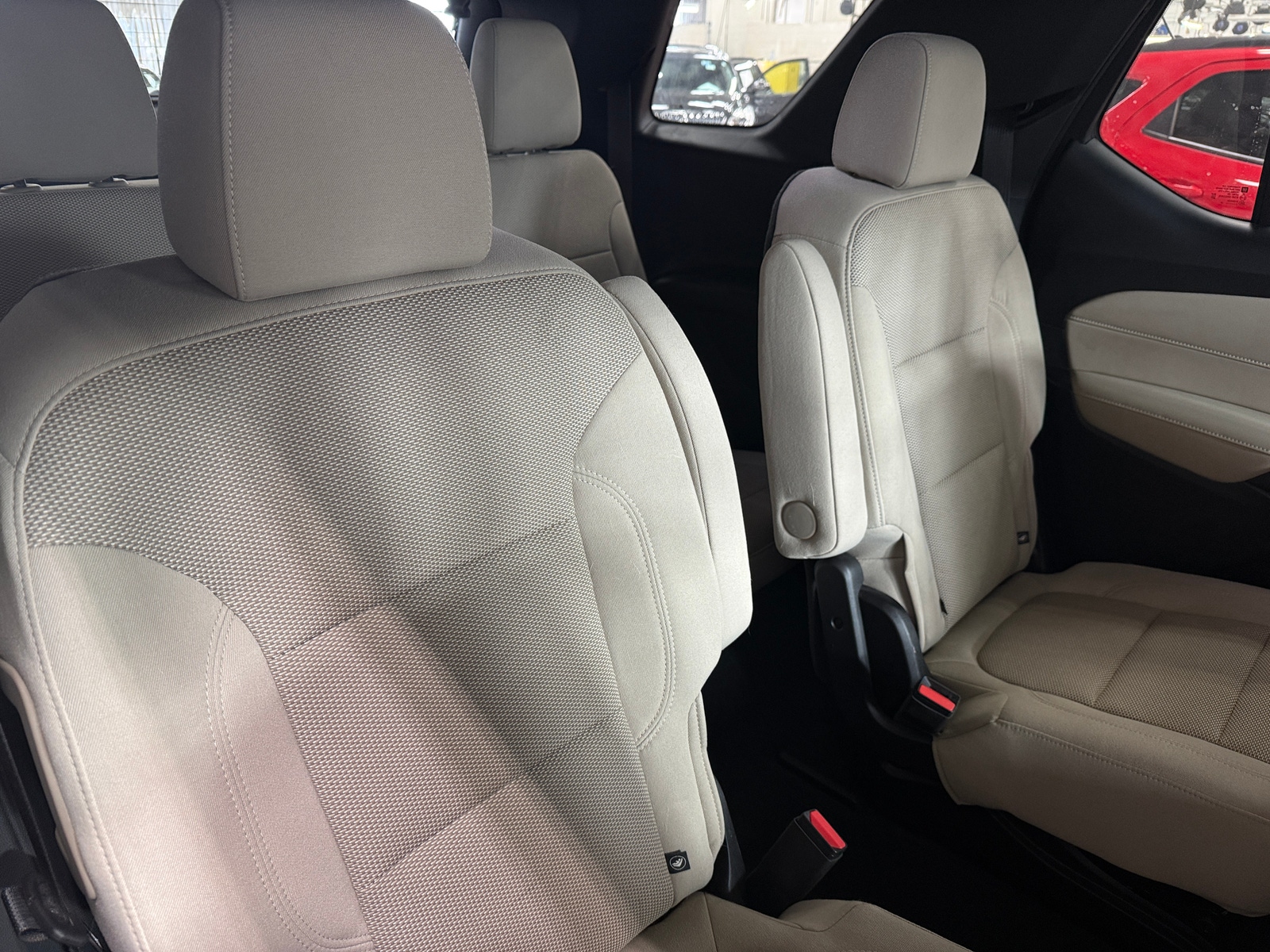 Thumbnail: 2022 Chevrolet Traverse - 6