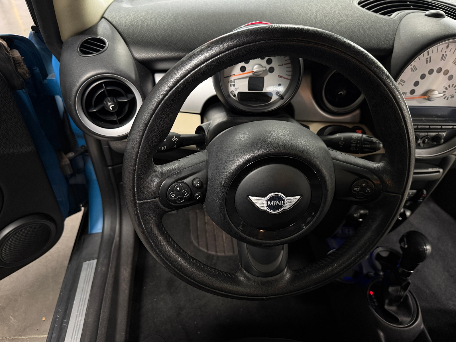 Thumbnail: 2013 MINI Cooper Hardtop - 5