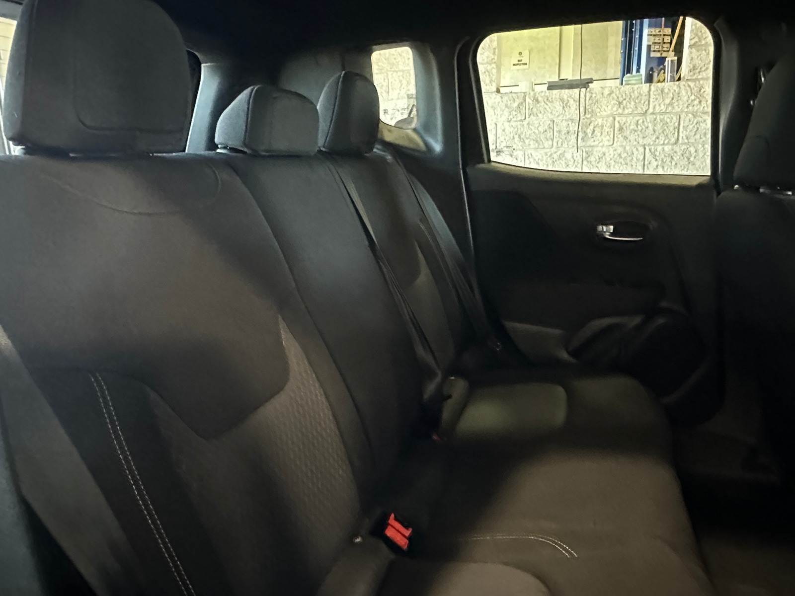 Thumbnail: 2021 Jeep Renegade - 6