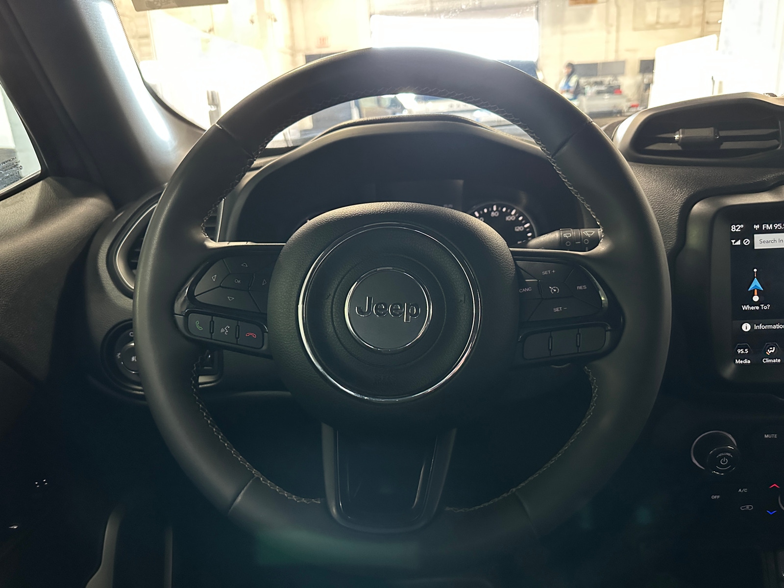 Thumbnail: 2021 Jeep Renegade - 5