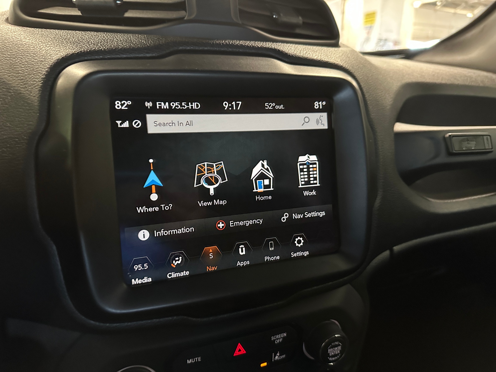 Thumbnail: 2021 Jeep Renegade - 4