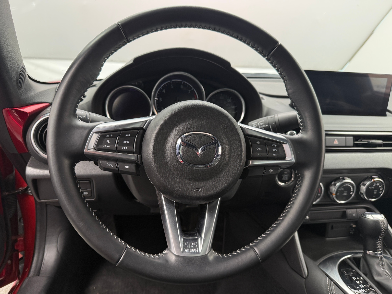 Thumbnail: 2024 Mazda MX-5 Miata - 3