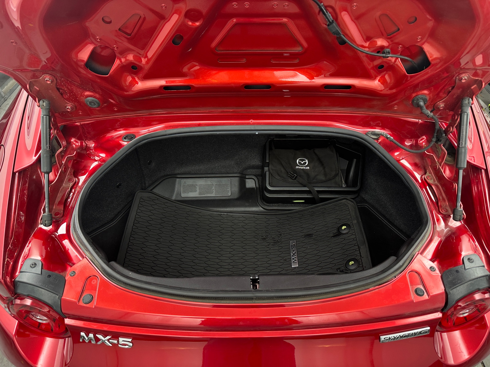 Thumbnail: 2024 Mazda MX-5 Miata - 4