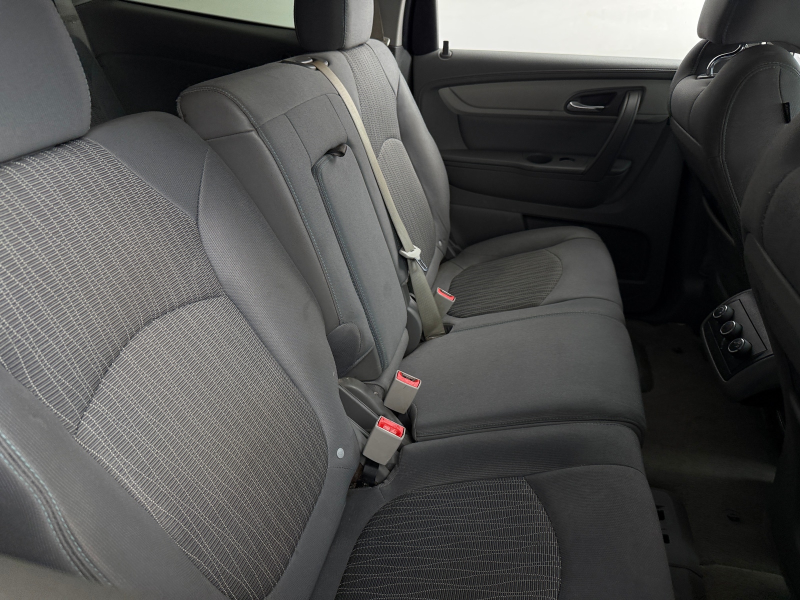 Thumbnail: 2017 Chevrolet Traverse - 6