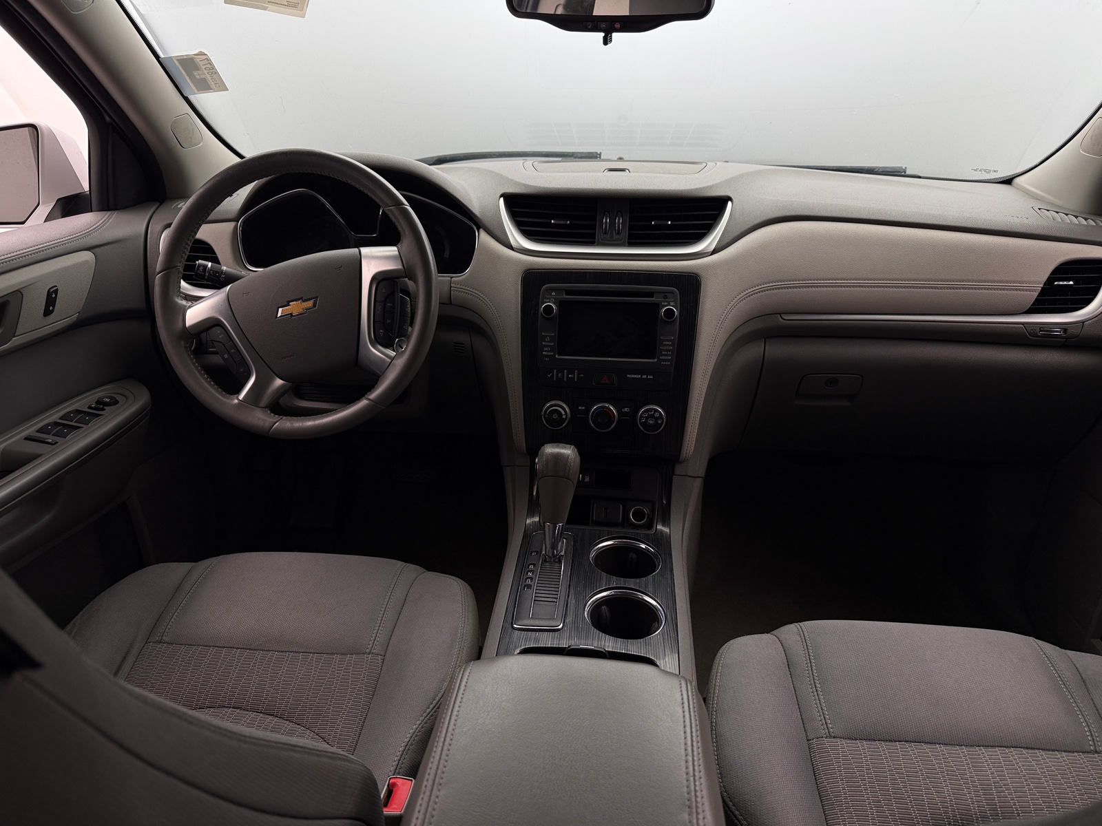 Thumbnail: 2017 Chevrolet Traverse - 3