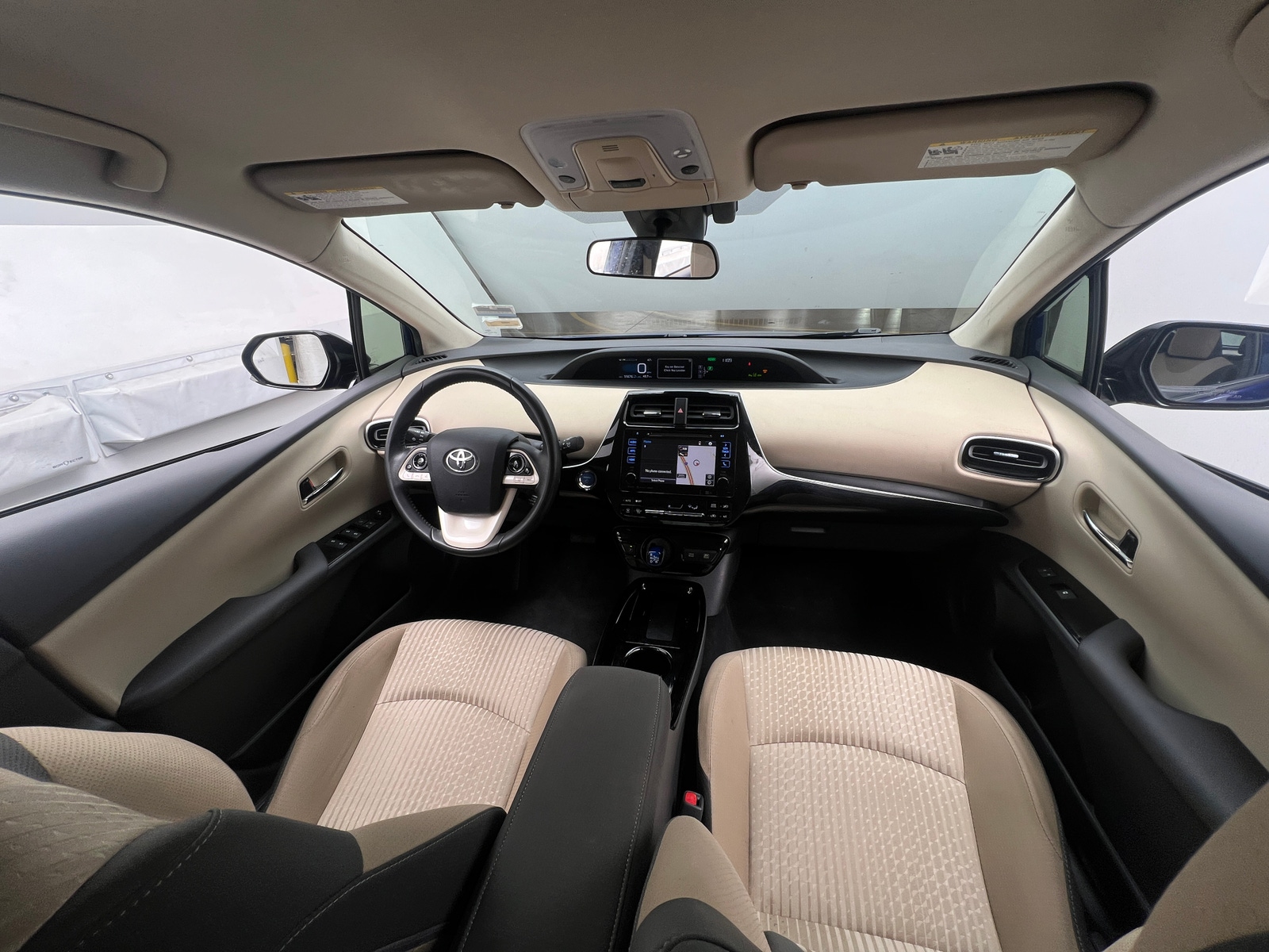 Thumbnail: 2017 Toyota Prius - 3