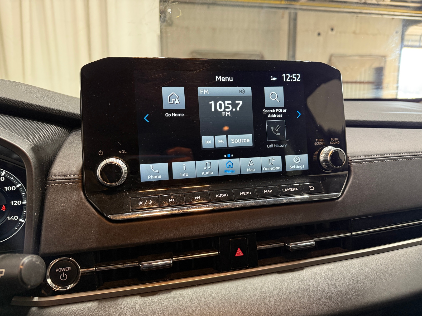 Thumbnail: 2023 Mitsubishi Outlander - 3