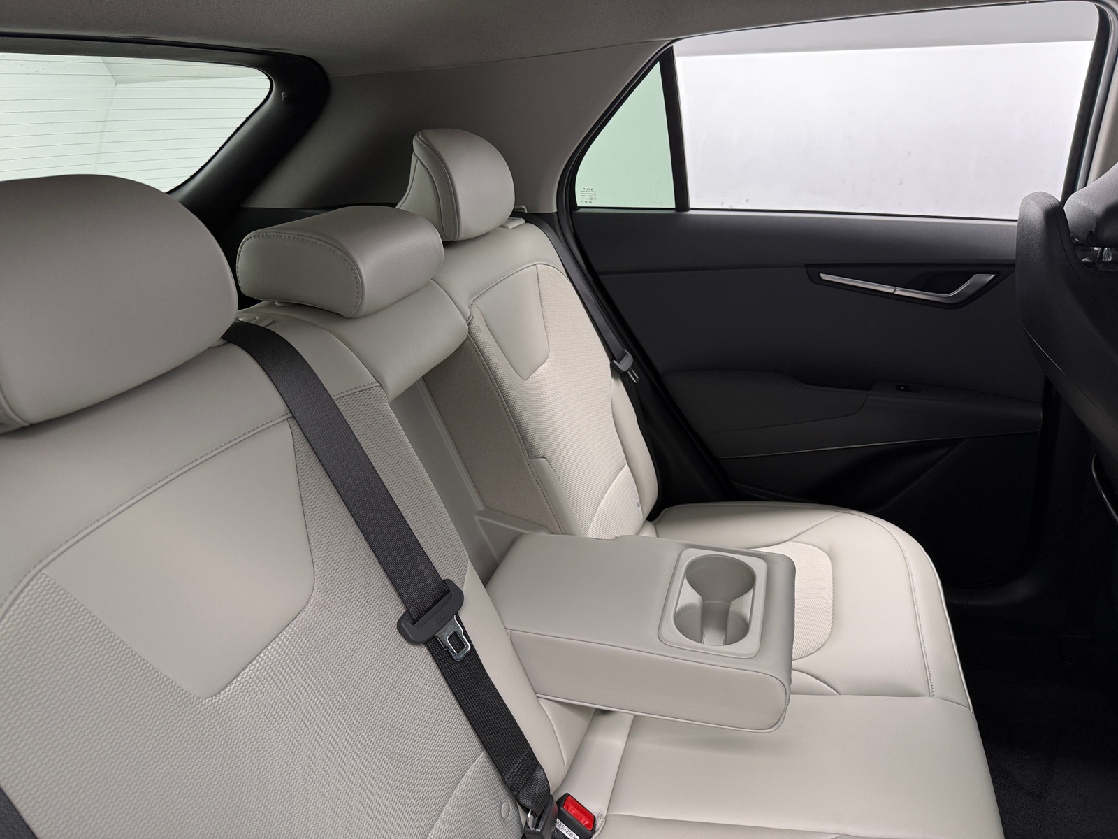 Thumbnail: 2025 Kia Niro - 5