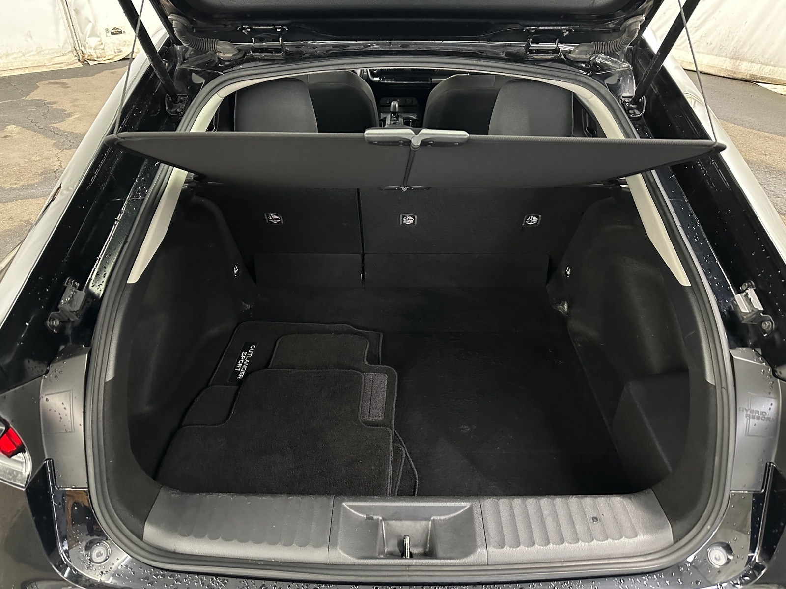 Thumbnail: 2023 Toyota Prius - 7