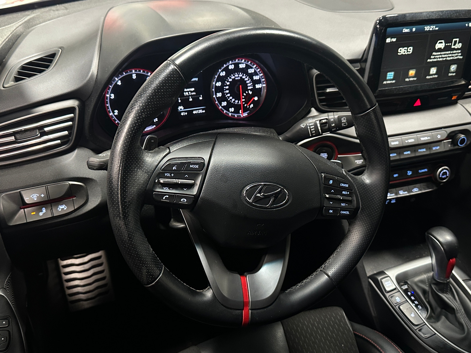 Thumbnail: 2019 Hyundai Veloster - 3