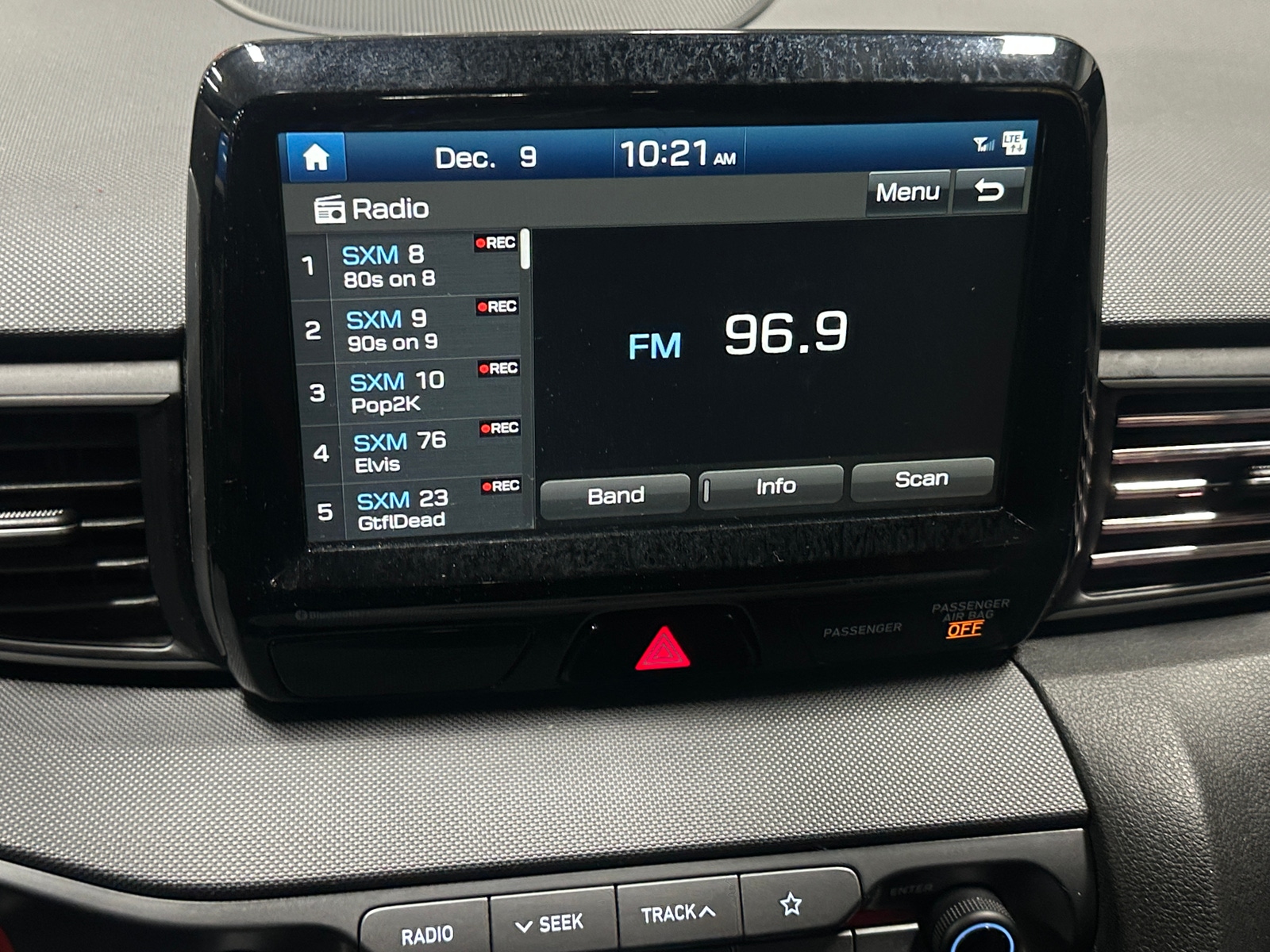 Thumbnail: 2019 Hyundai Veloster - 2