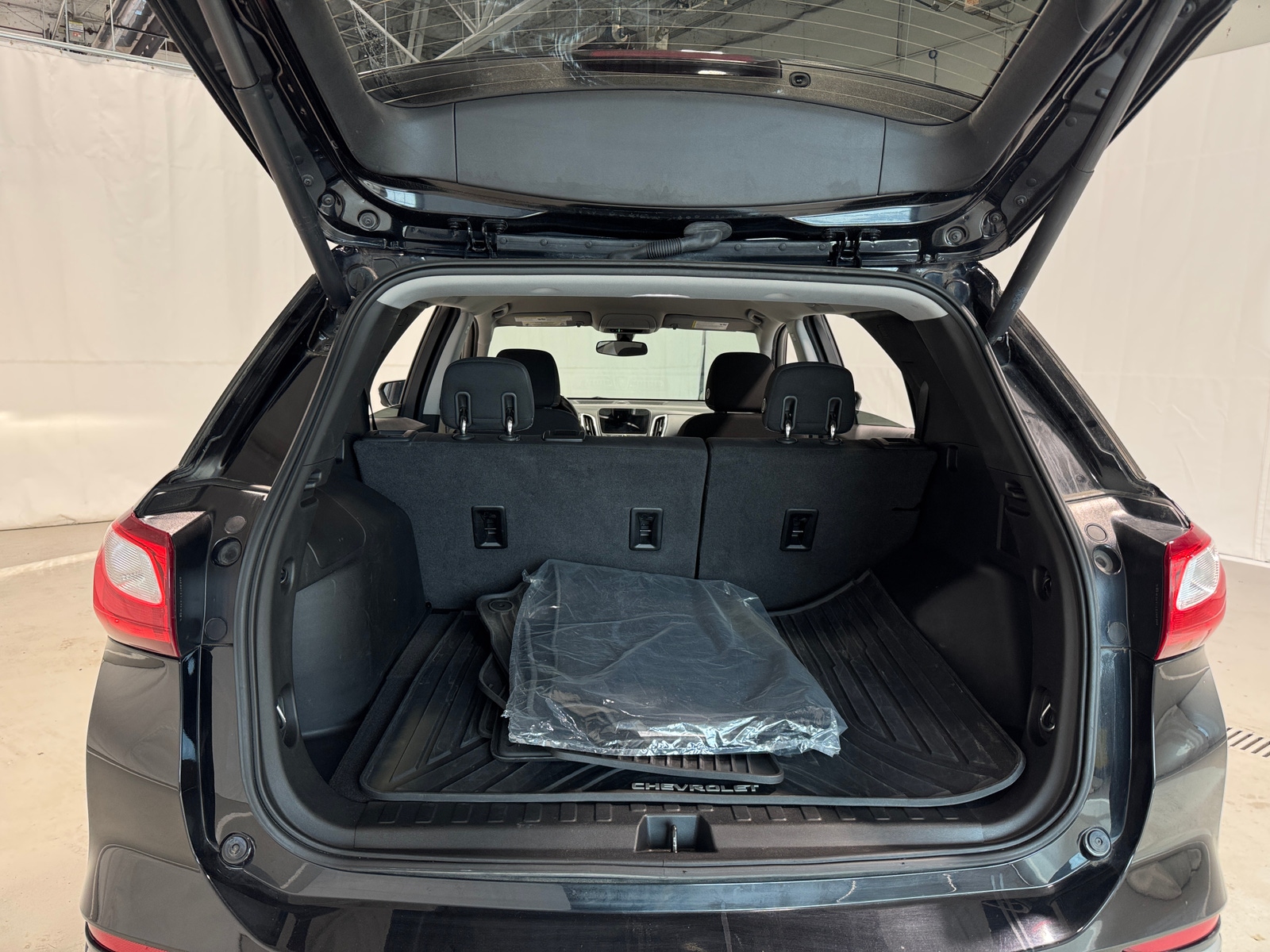 Thumbnail: 2019 Chevrolet Equinox - 7